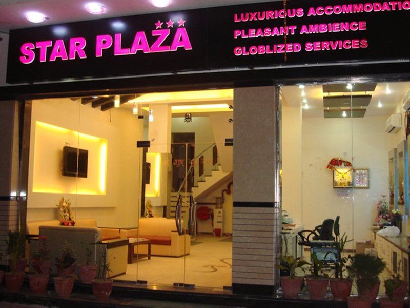 Hotel Star Plaza@New Delhi Railway Station Exteriör bild